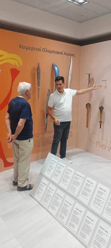 «Παρέλαση» επισκεπτών στην Έκθεση του σπιράλ - «Η Φλόγα του ωραίου, του μεγάλου και του αληθινού» θα… ανάψει ξανά από Σεπτέμβριο