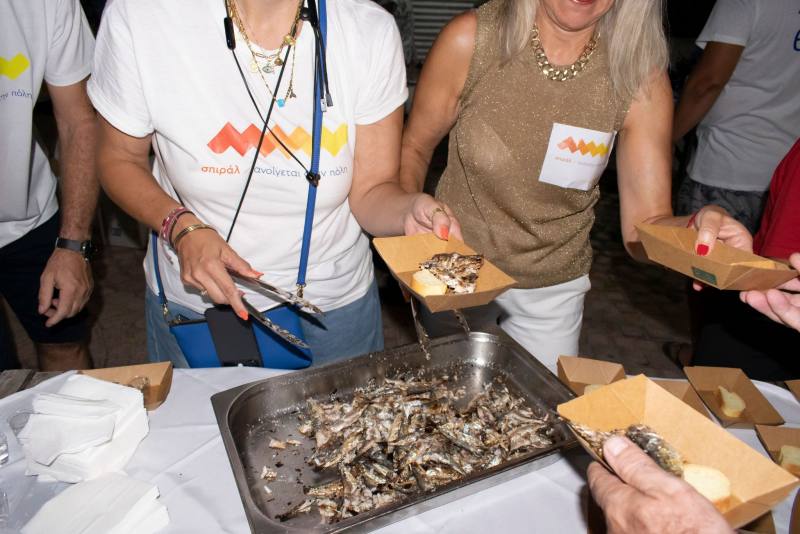 Πλήθος κόσμου στη «Γιορτή της σαρδέλας» του σπιράλ - Τεράστια επιτυχία και θεσμοθέτηση της εκδήλωσης